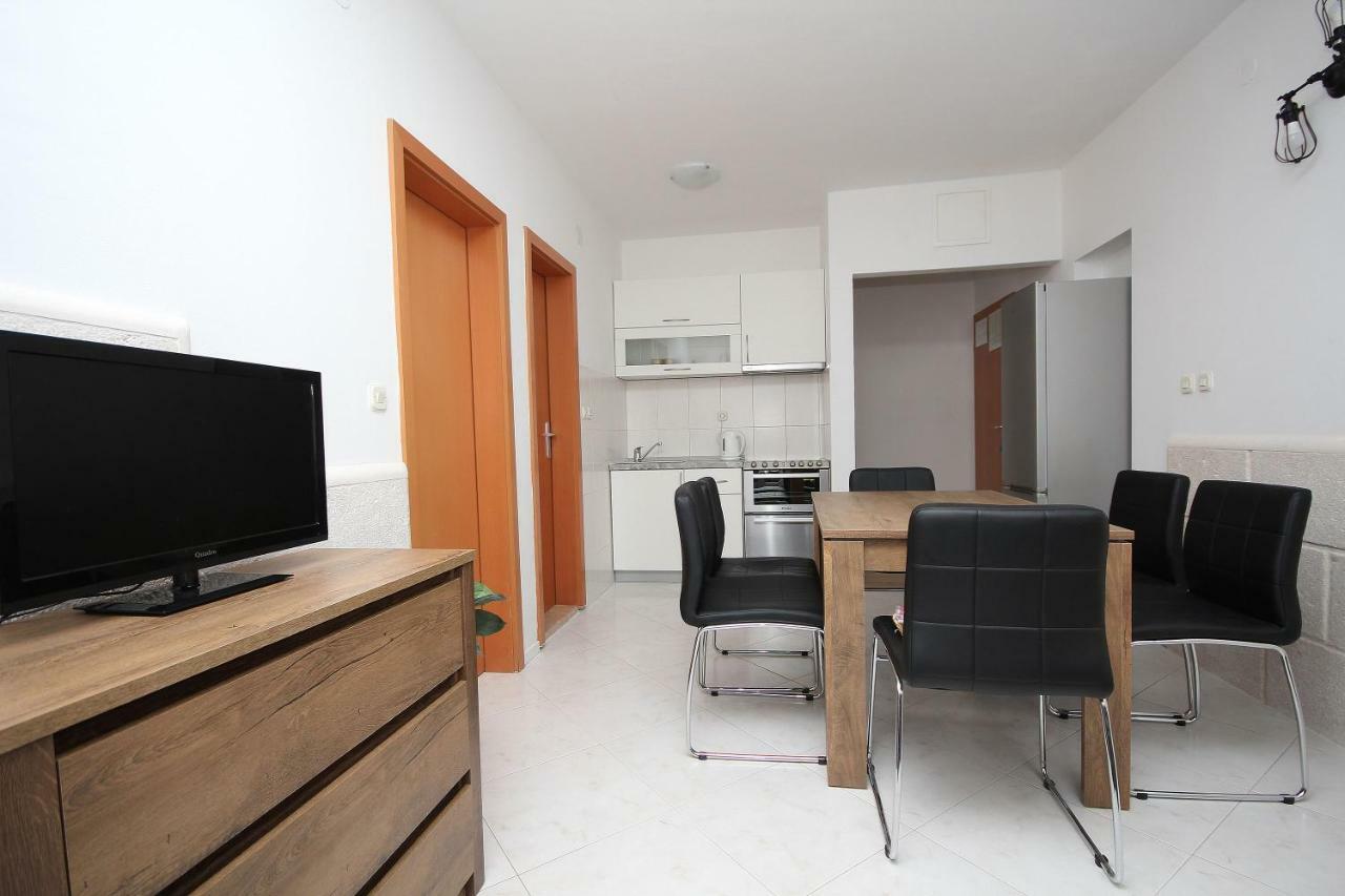 Apartmani Sulenta Tucepi Exterior photo