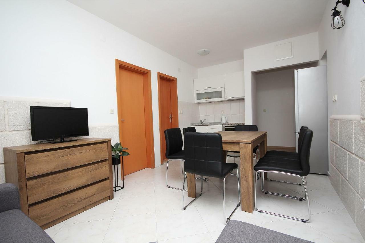 Apartmani Sulenta Tucepi Exterior photo
